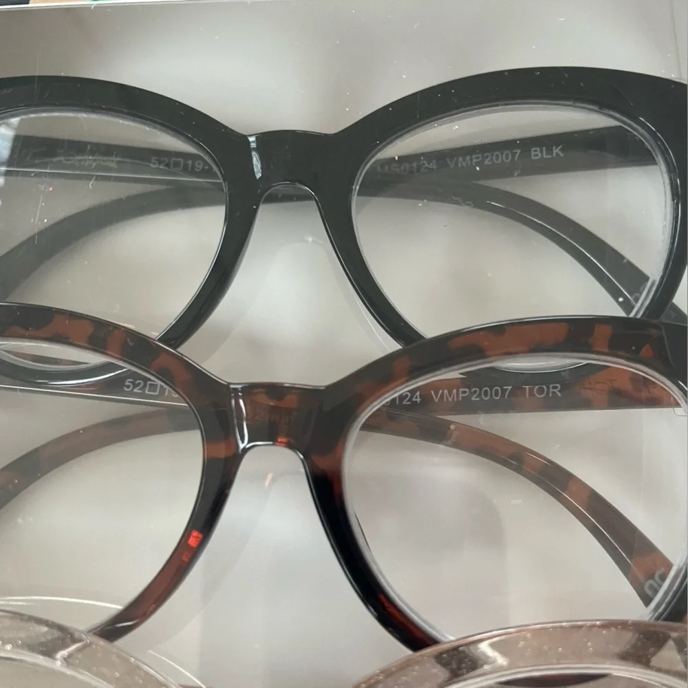 Betsey Johnson 3 Set Reading Cat Eye Glasses 2.00 Black Tortoise Shell Clear Set